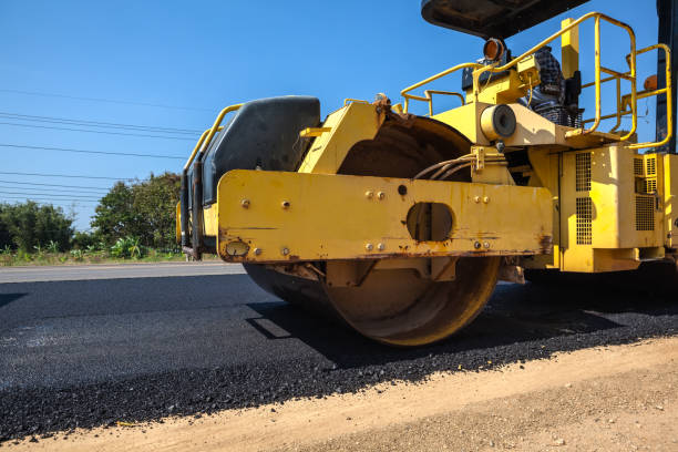 Best Driveway Resurfacing Pavers  in Okauchee Lake, WI